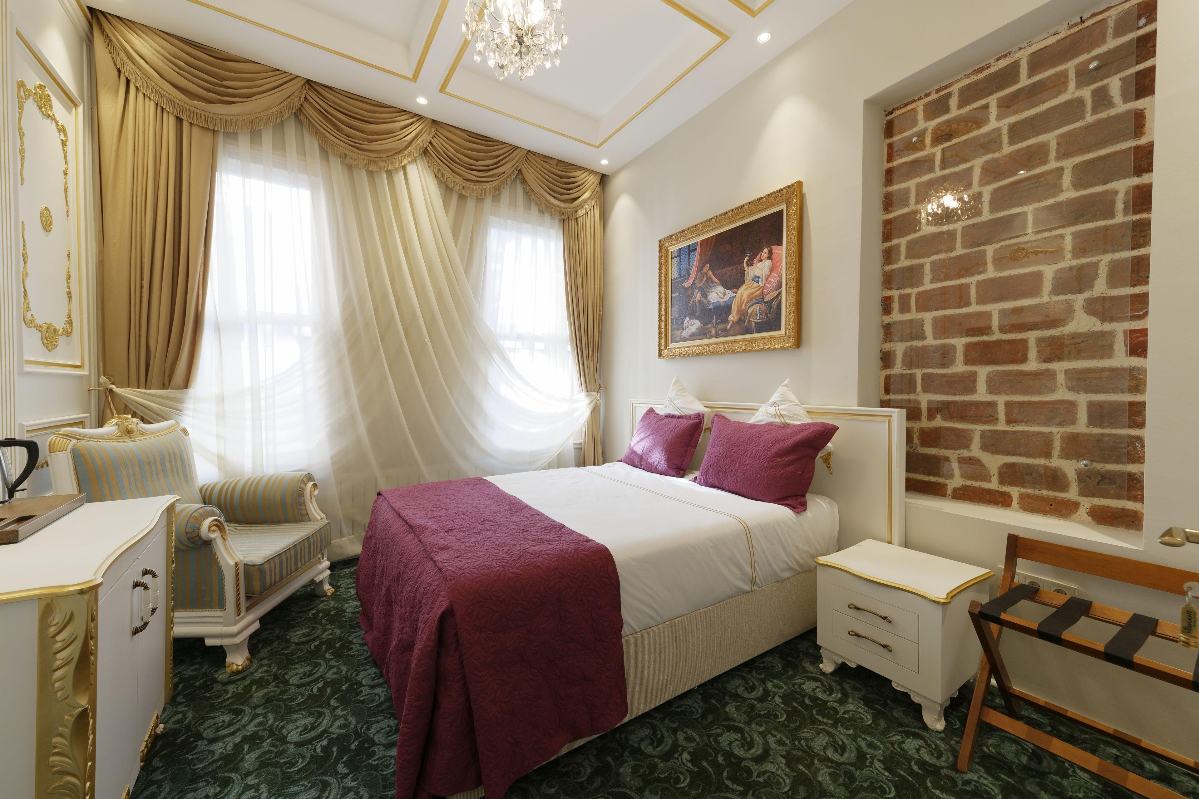 Nishant Hotel — Fotoğraflar 1